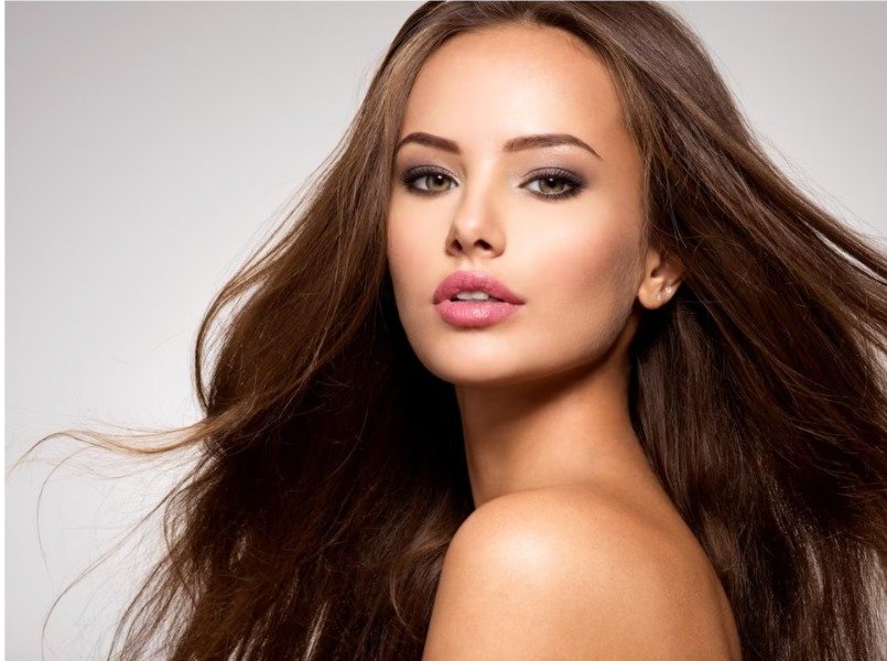 ¿Qué color de cabello te favorece según tu tipo de piel?